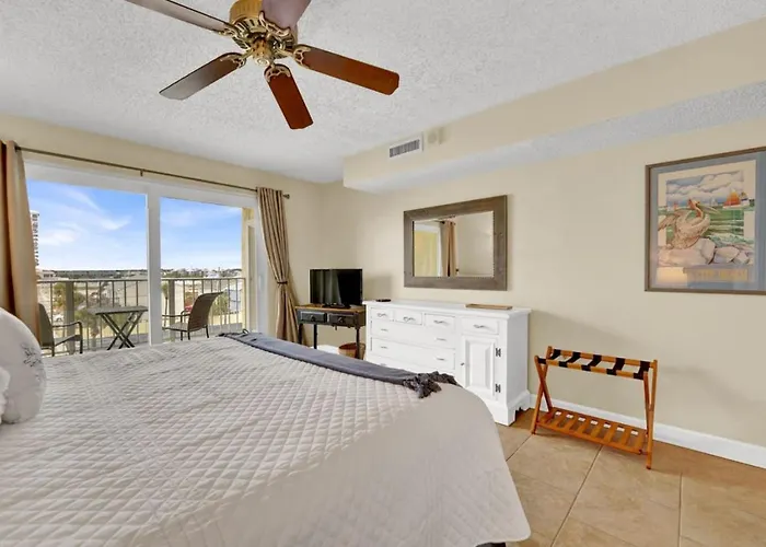 Regency Towers 404